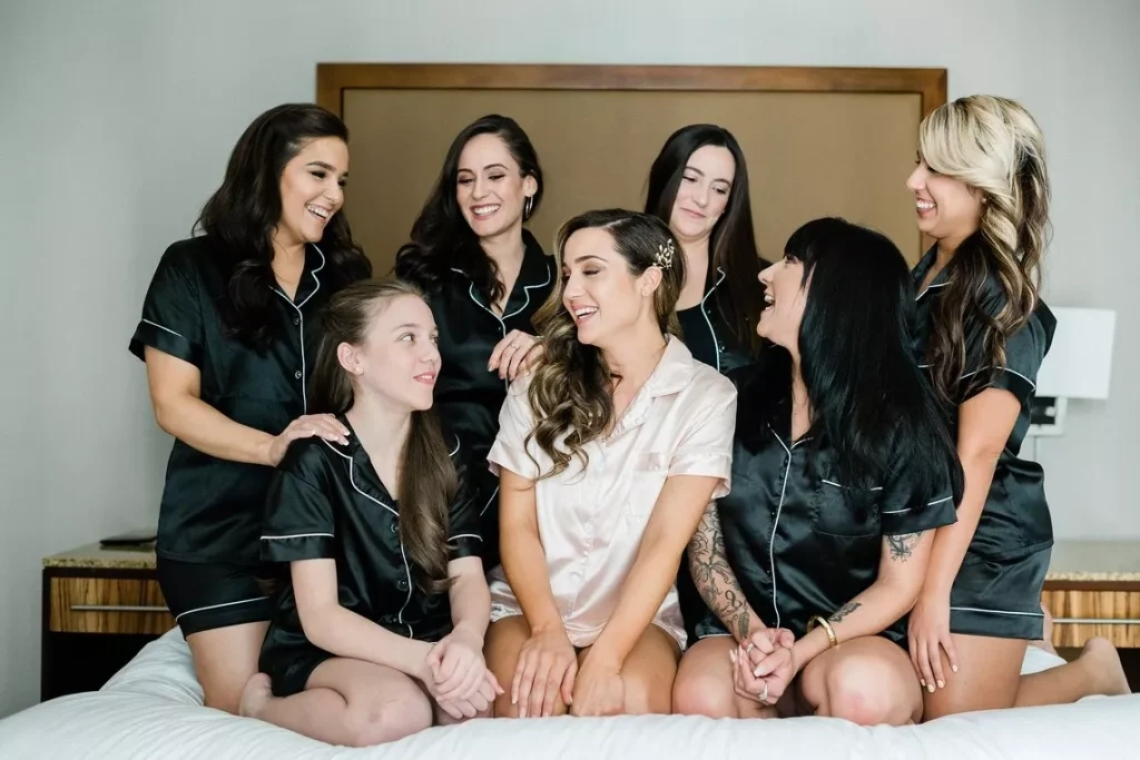 What Kind of Pajamas to Prepare before the Wedding