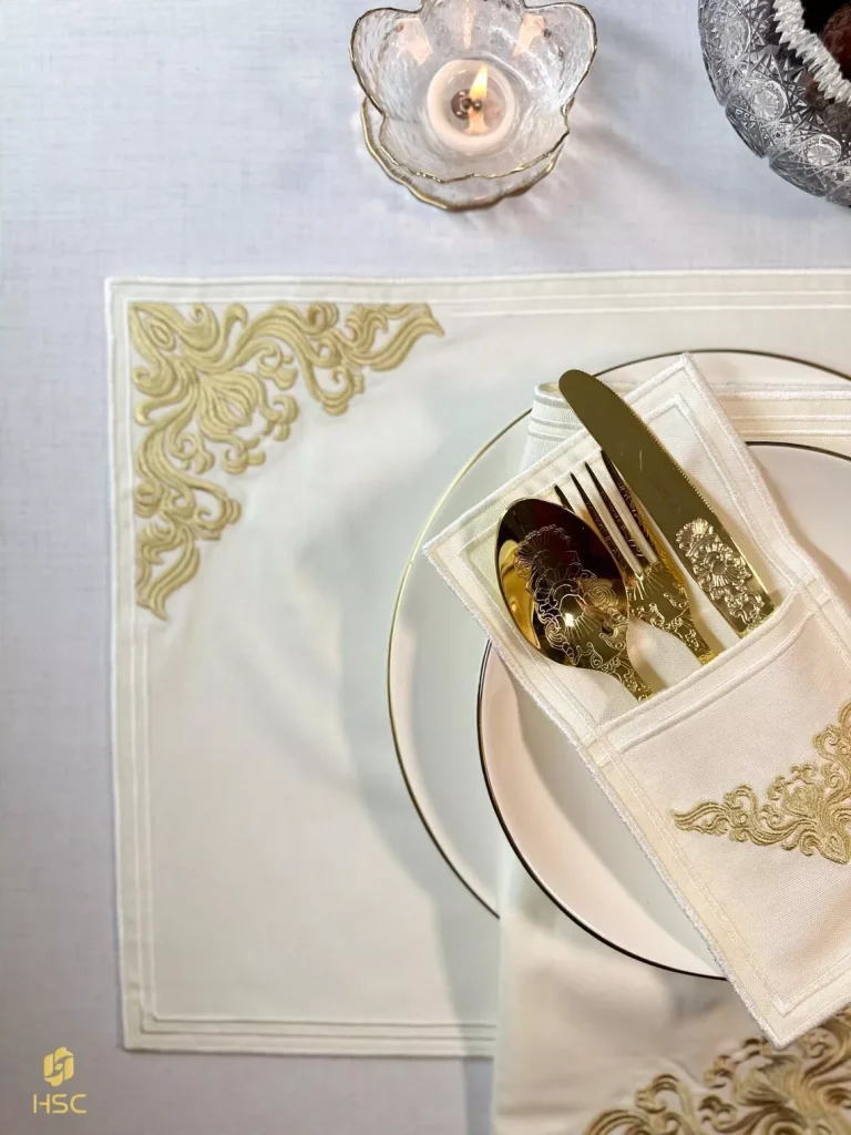 embroidered-napkins 3-2