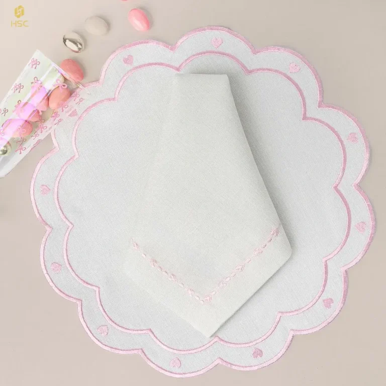 embroidered napkins 6-1